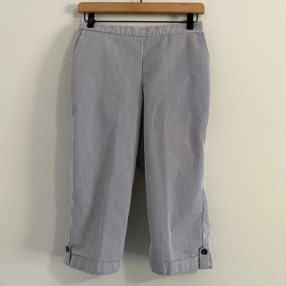 Vintage - Seersucker Blue Capri Pants